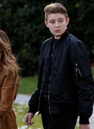barron trump hay diện đồ đơn giản ảnh 3 barron trump hay dien do don gian anh 3
