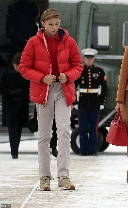 barron trump hay diện đồ đơn giản ảnh 7 barron trump hay dien do don gian anh 7