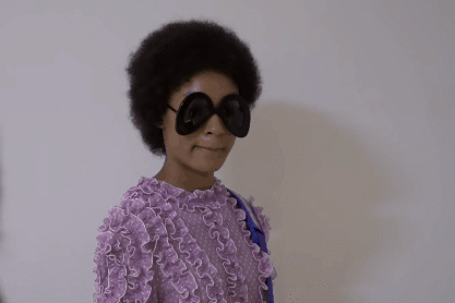 Nguoi mau da mau tai nang o Han, tuoi tho thuong bi treu choc hinh anh