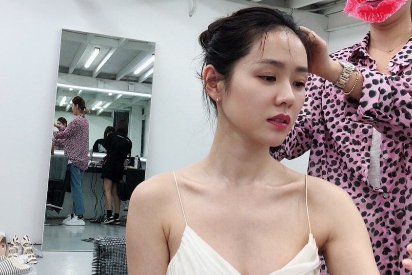 Son Ye Jin co cach duong da khac voi moi nguoi de giu gin nhan sac hinh anh