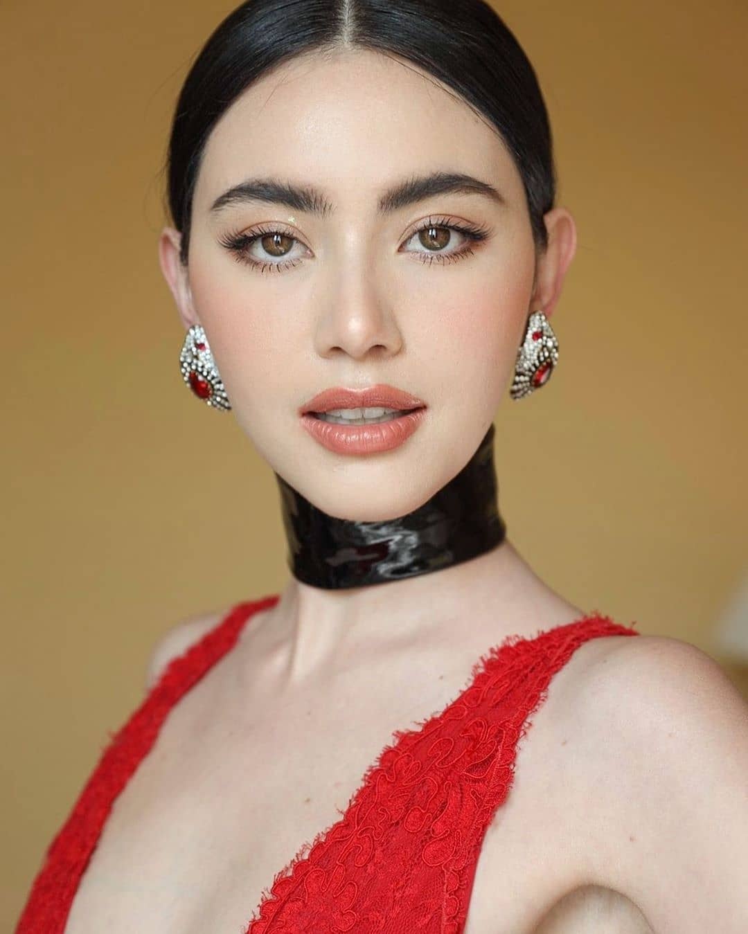 IU va Mai Davika du show gucci anh 5