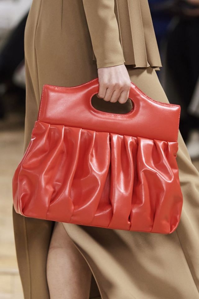 10 mẫu túi xu hướng của năm 2020 ảnh 4 10 mau tui xu huong cua nam 2020 anh 4