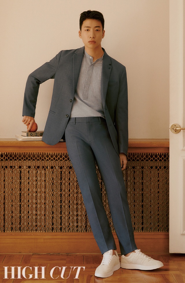 dan nam phu ha canh noi anh dien suit anh 5