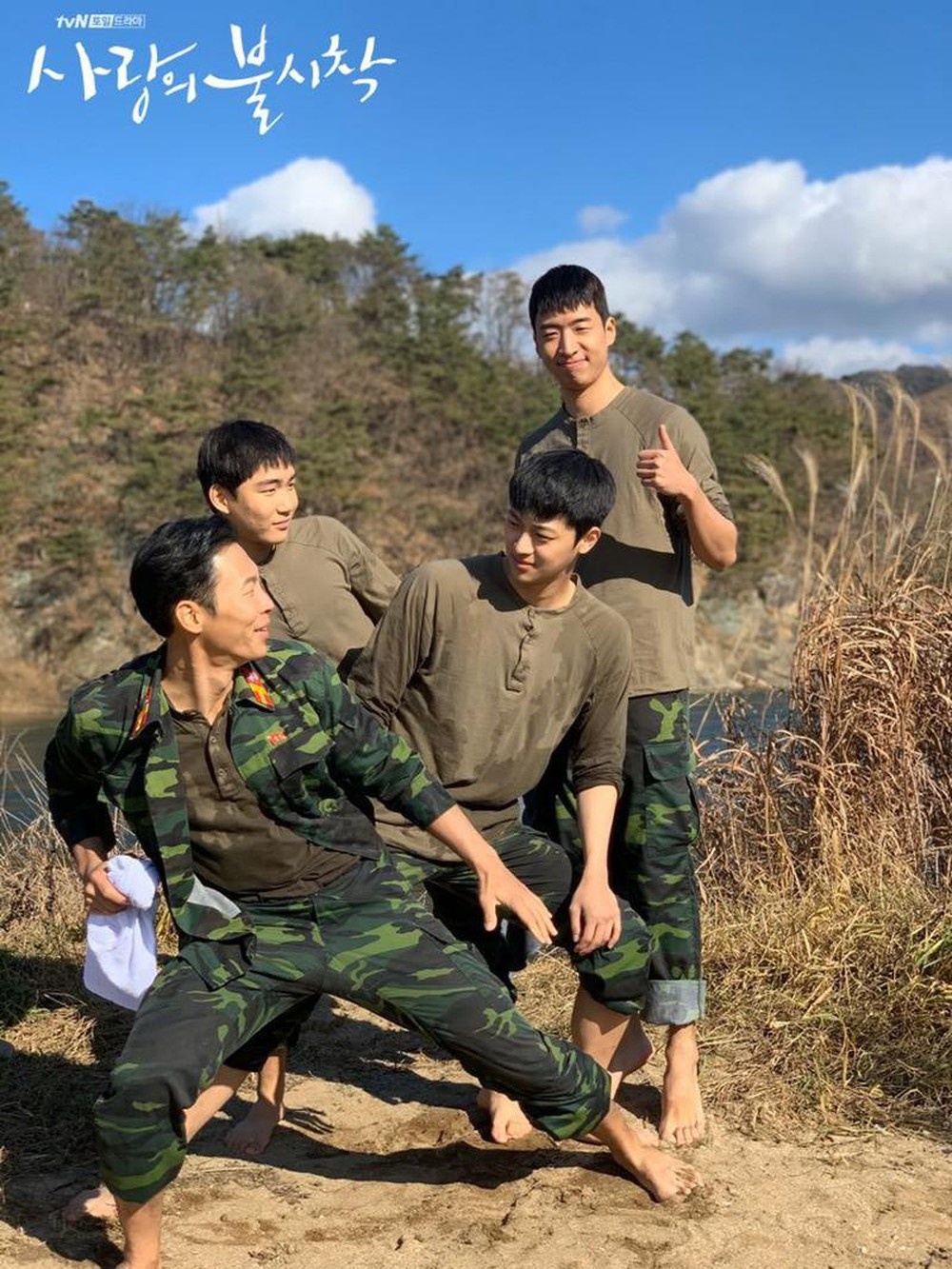 dan nam phu ha canh noi anh dien suit anh 7