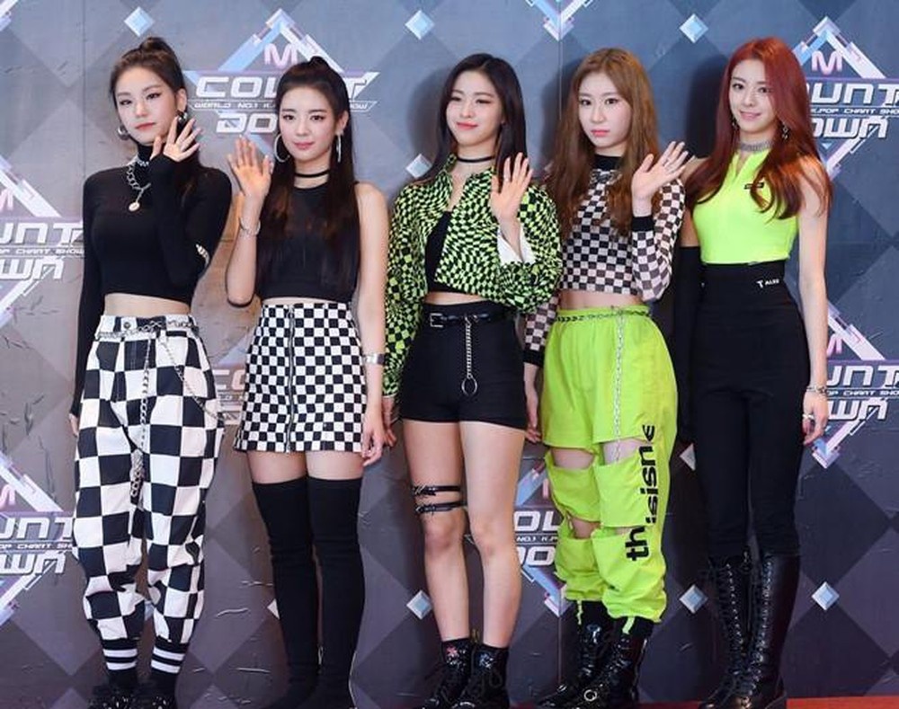 itzy bị chê mặc xấu ảnh 7 itzy bi che mac xau anh 7