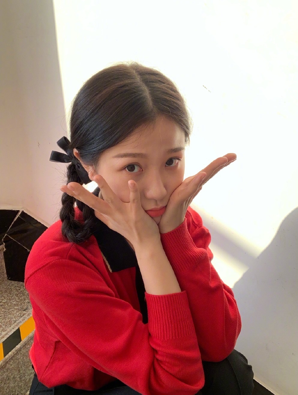 ngu thư hân mặc giống jennie ảnh 1 ngu thu han mac giong jennie anh 1