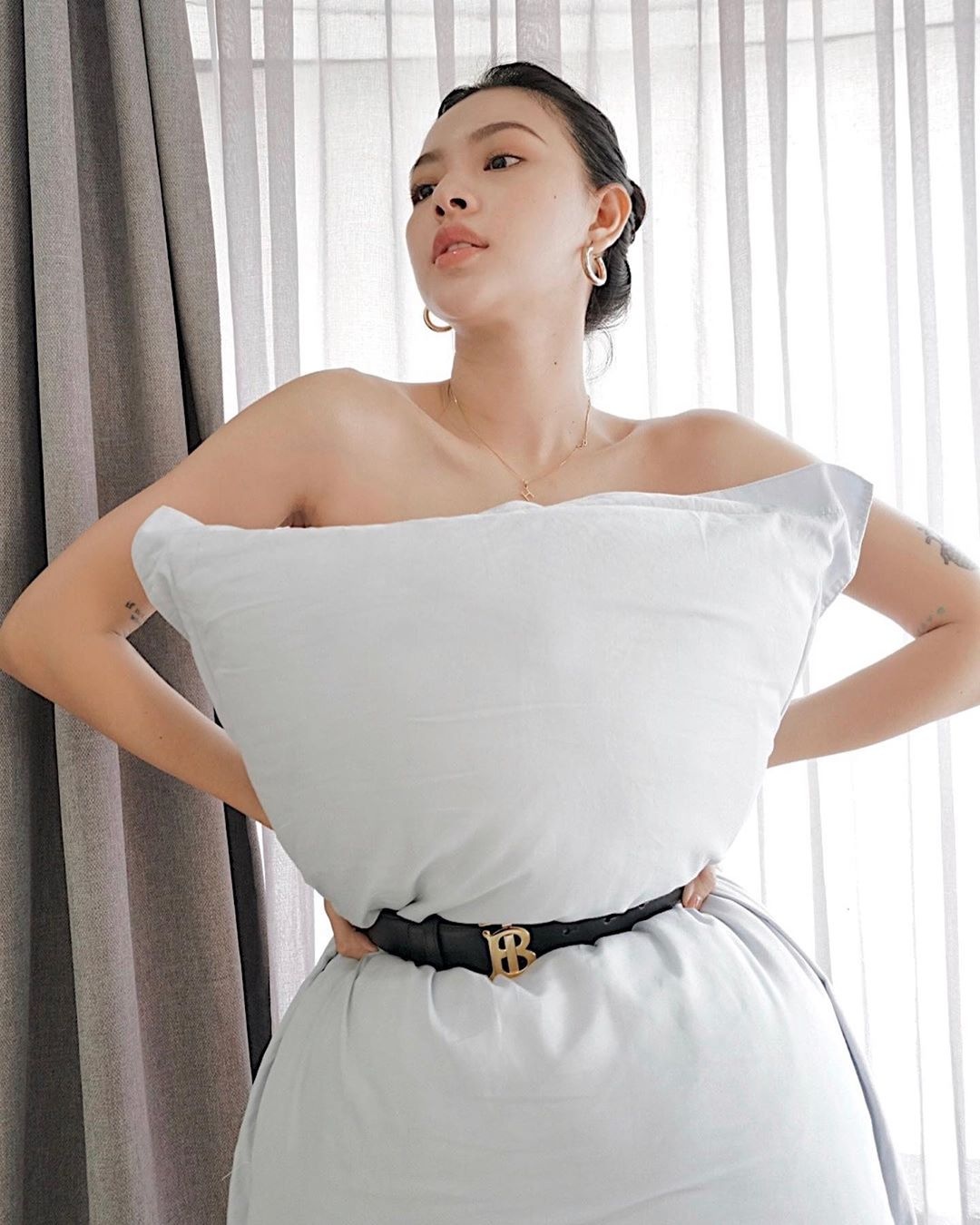 xu hướng quấn gối thành váy ảnh 2 xu huong quan goi thanh vay anh 2
