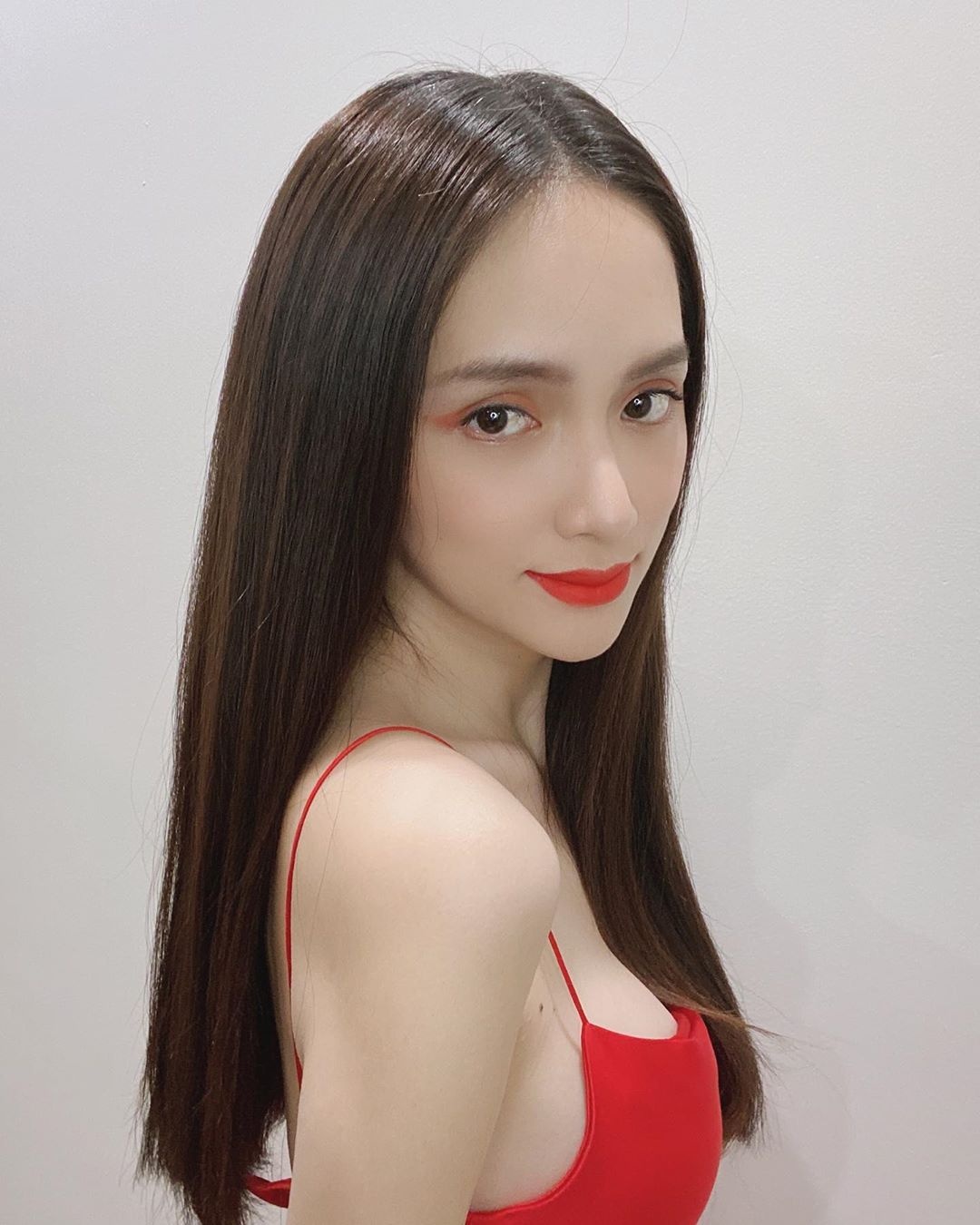 thoi trang sao nu tuan qua anh 2