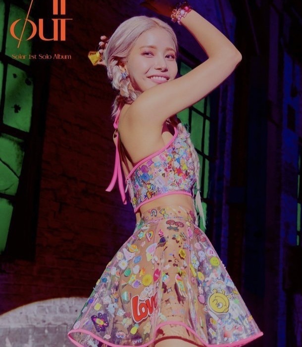 solar bị chỉ trích vì lối ăn mặc ảnh 1 solar bi chi trich vi loi an mac anh 1