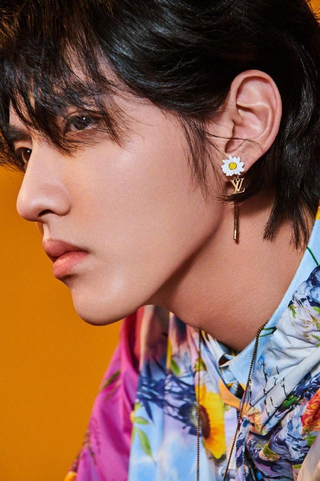 hoa tiet hoa cuc anh 8