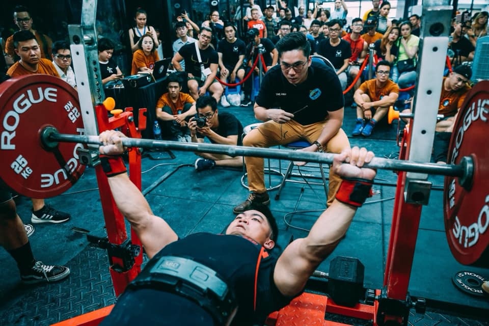 giam can sau cach ly anh 2