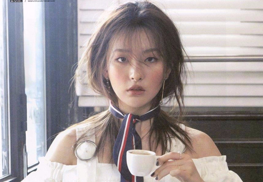 Nu than tuong duoc dan mang Han ca ngoi la 'thien tai hoa bao' hinh anh