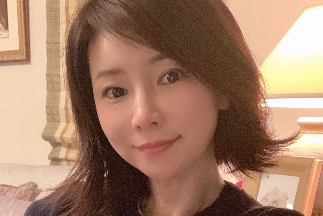 Nu nguoi mau Nhat rua mat bang nuoc vo gao hinh anh