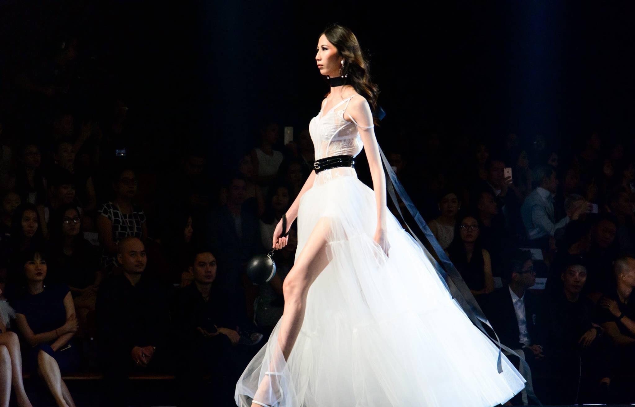 Nguoi mau Cao Ngan muon tang can anh 1