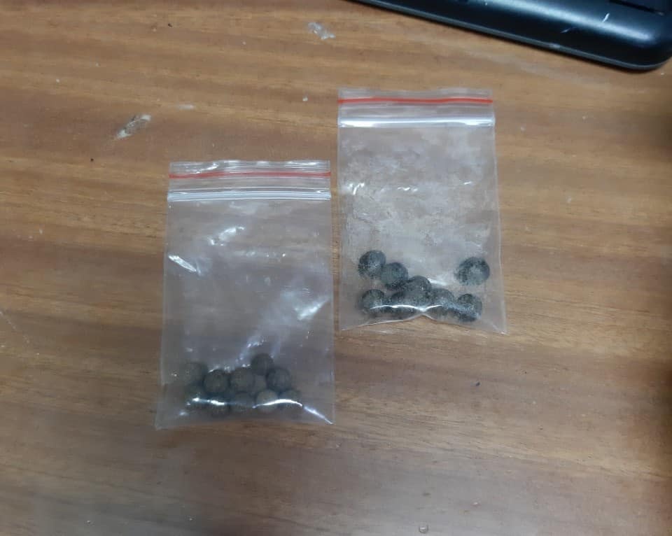 Bo dieu tri de dung thuoc nam, nhieu benh nhi nguy kich hinh anh