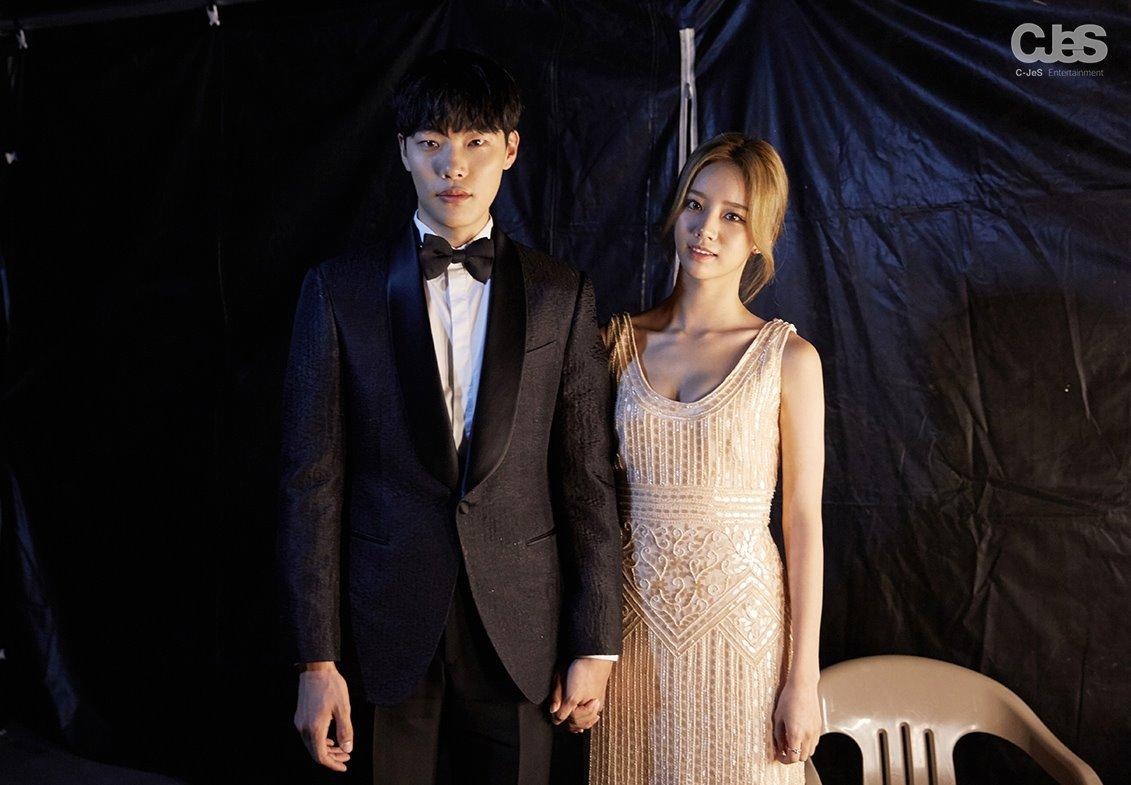 Hyeri và Ryu Jun Yeol mặc gì khi hẹn hò ảnh 2 Hyeri va Ryu Jun Yeol mac gi khi hen ho anh 2