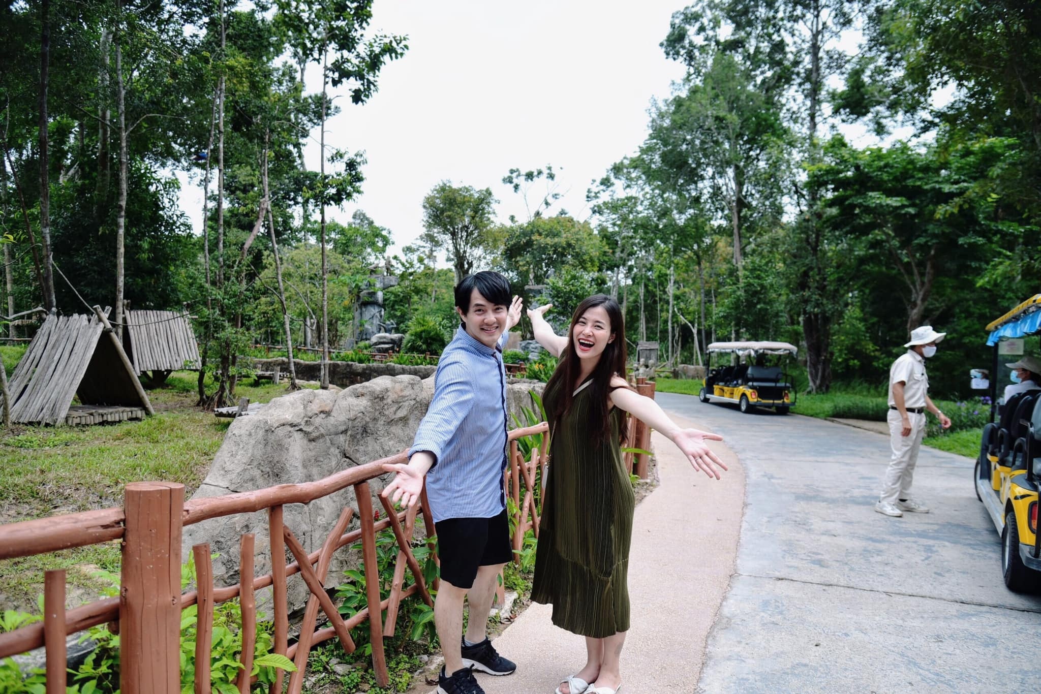 dong nhi mac nu tinh khi mang bau anh 5