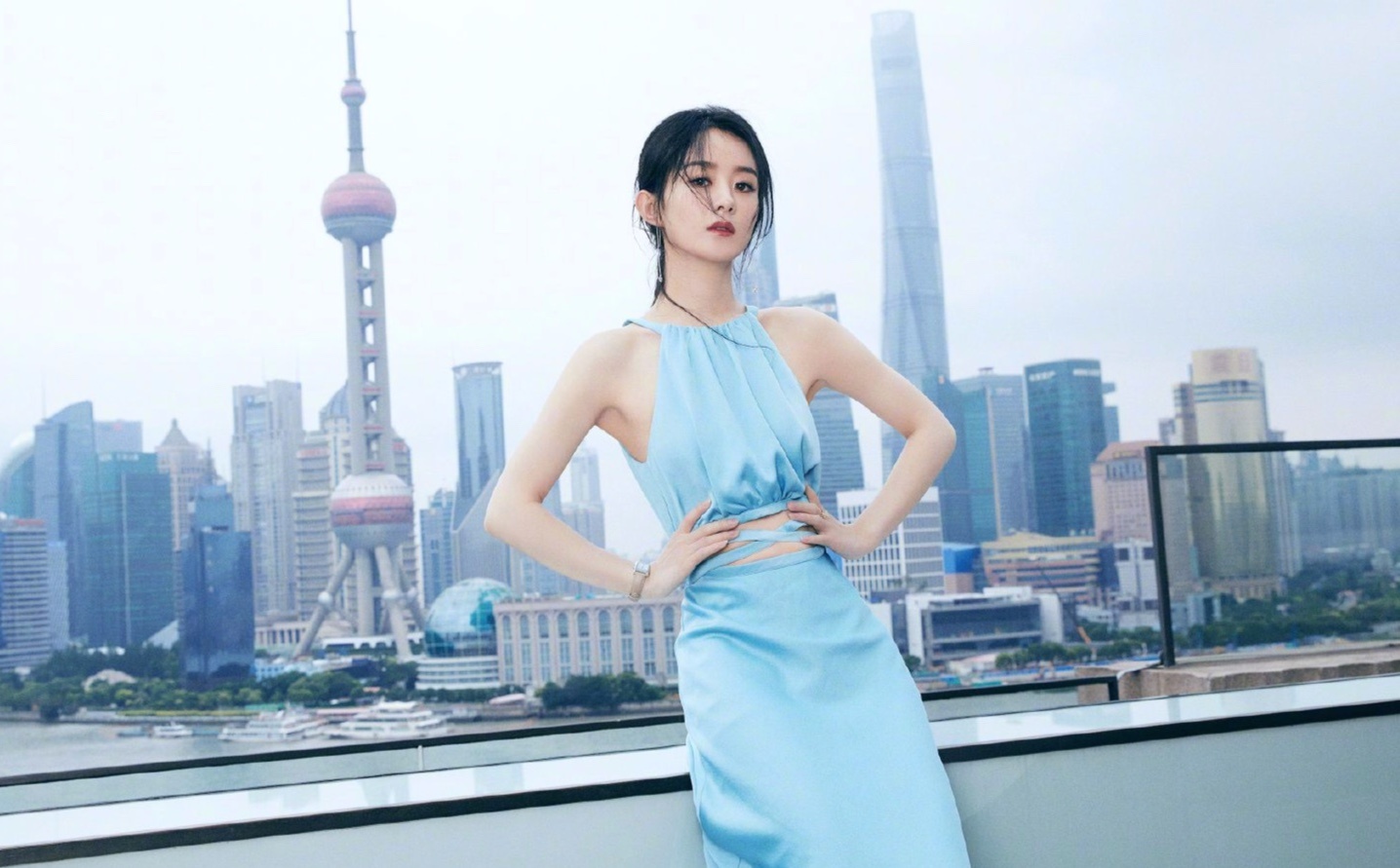 triệu lệ dĩnh mặc đồ trẻ trung ảnh 5 trieu le dinh mac do tre trung anh 5