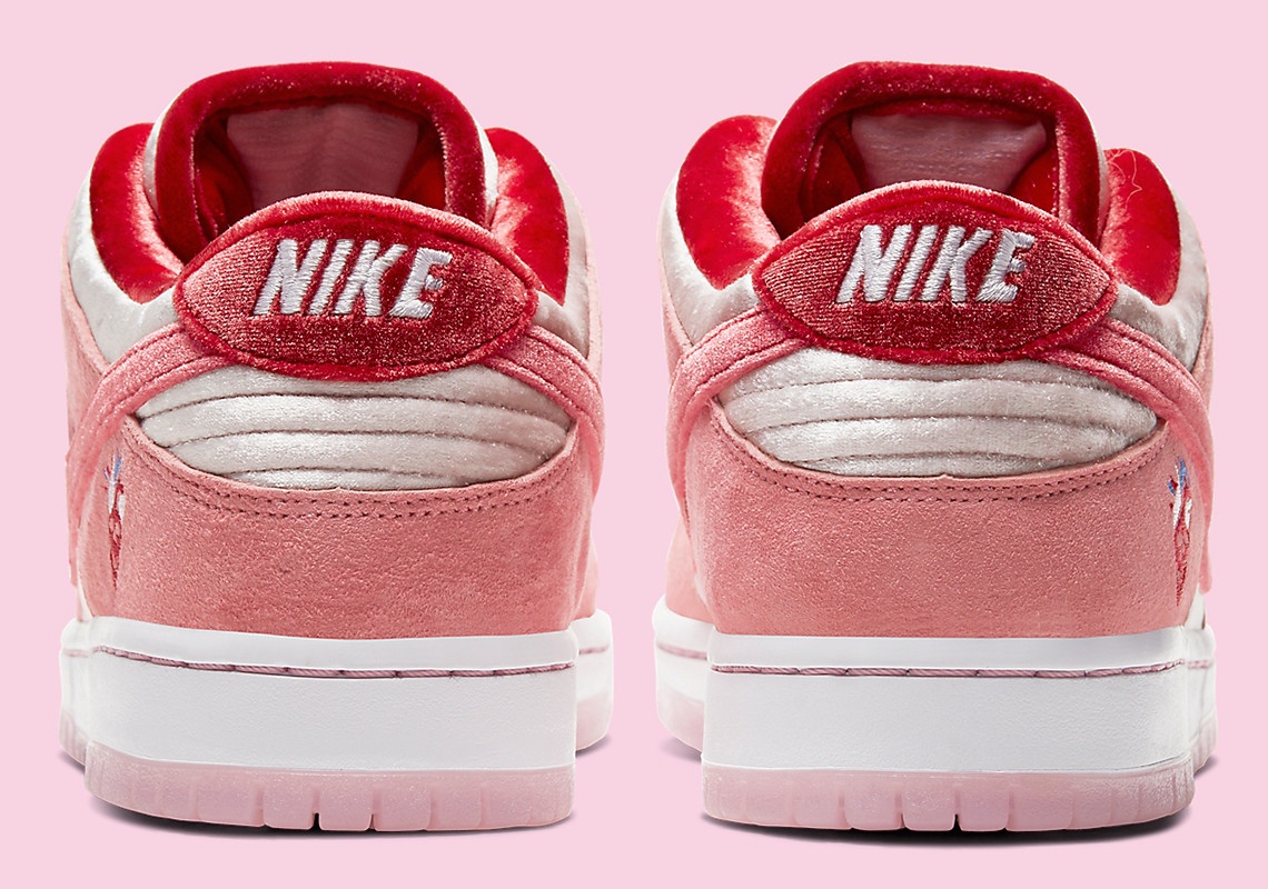 nhung mau sneaker doc dao cua Nike anh 9