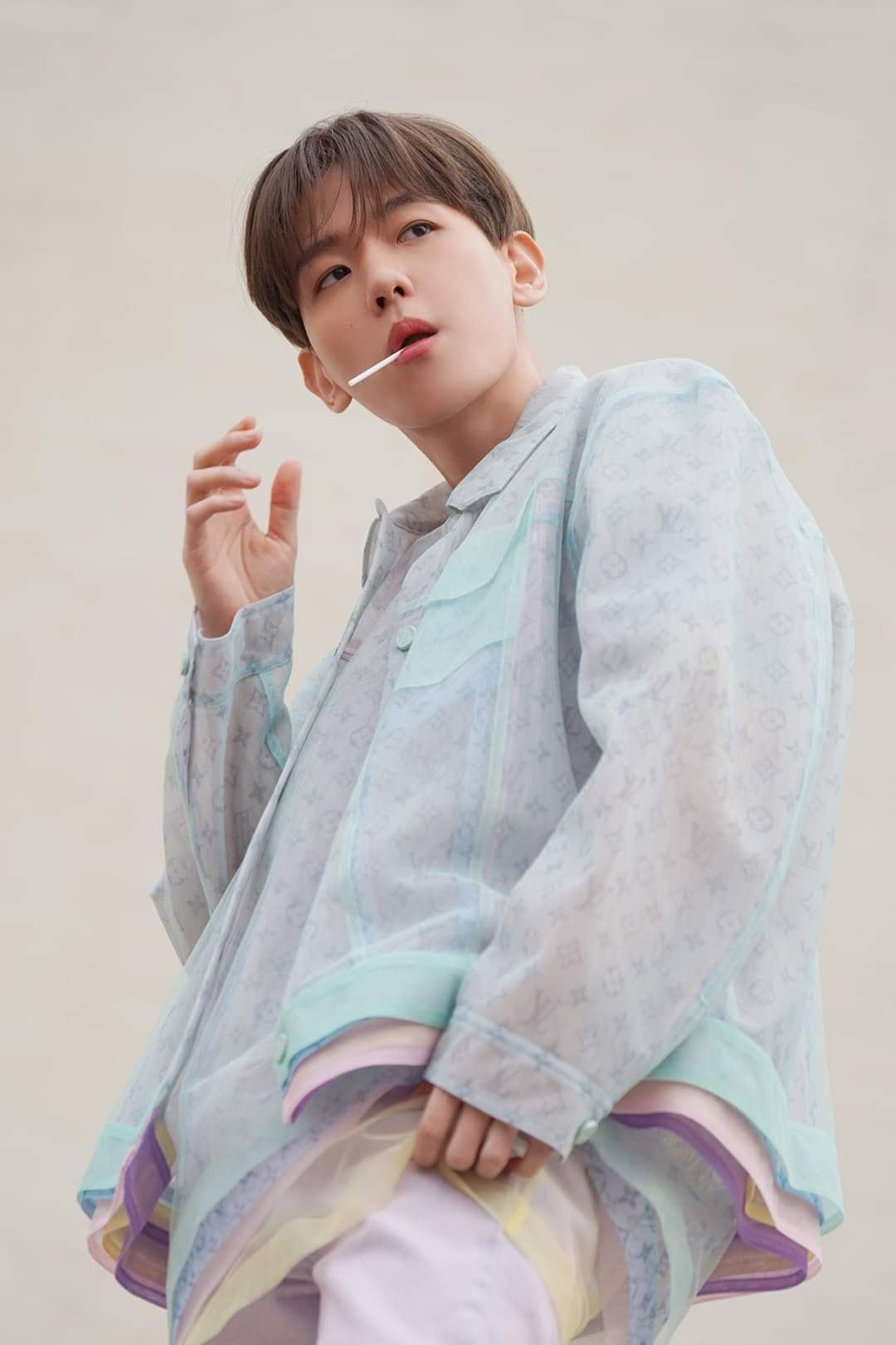 sơn tùng mặc đồ hiệu ảnh 4 son tung mac do hieu anh 4