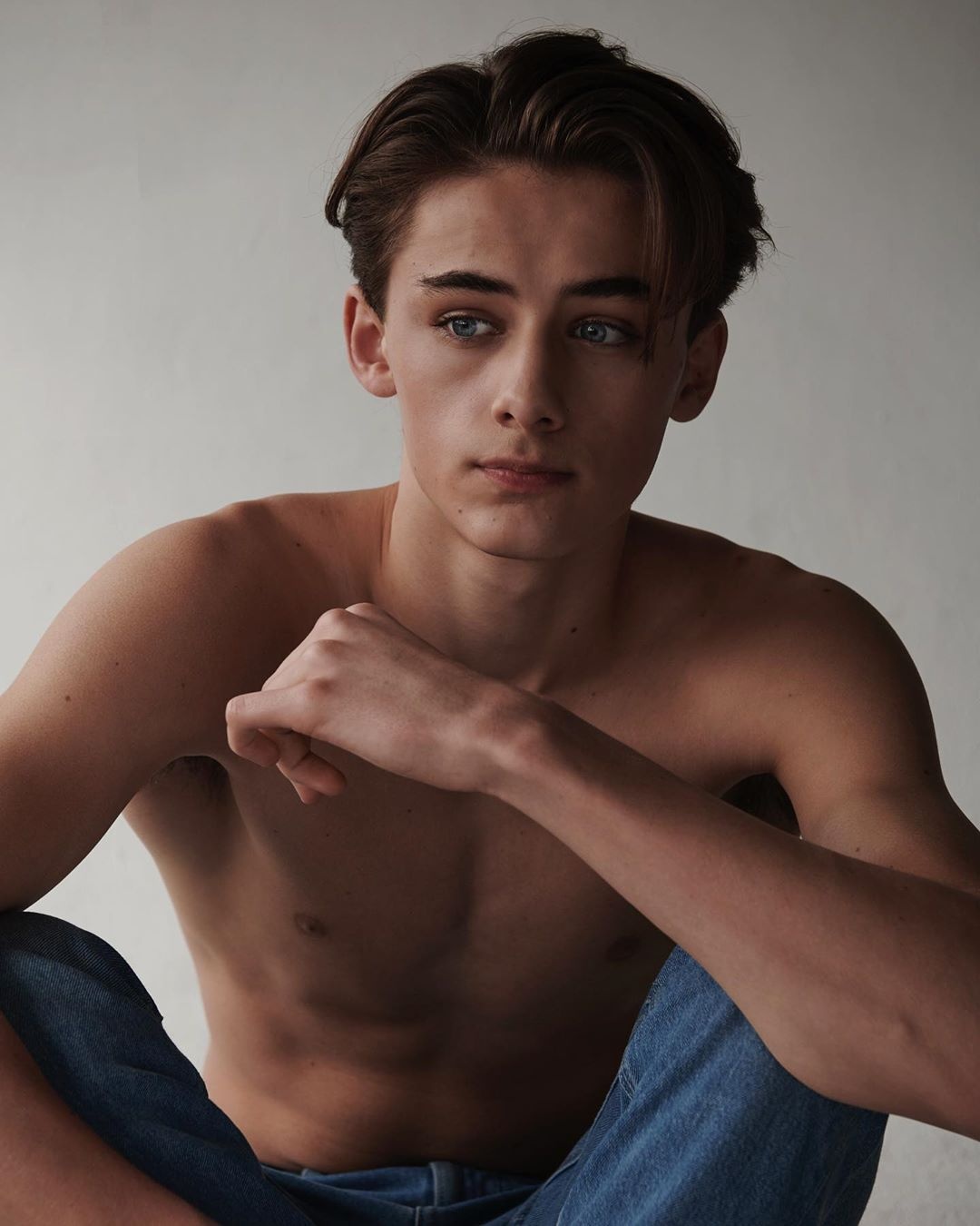 nhan sac hien tai cua mau nhi nam anh 3