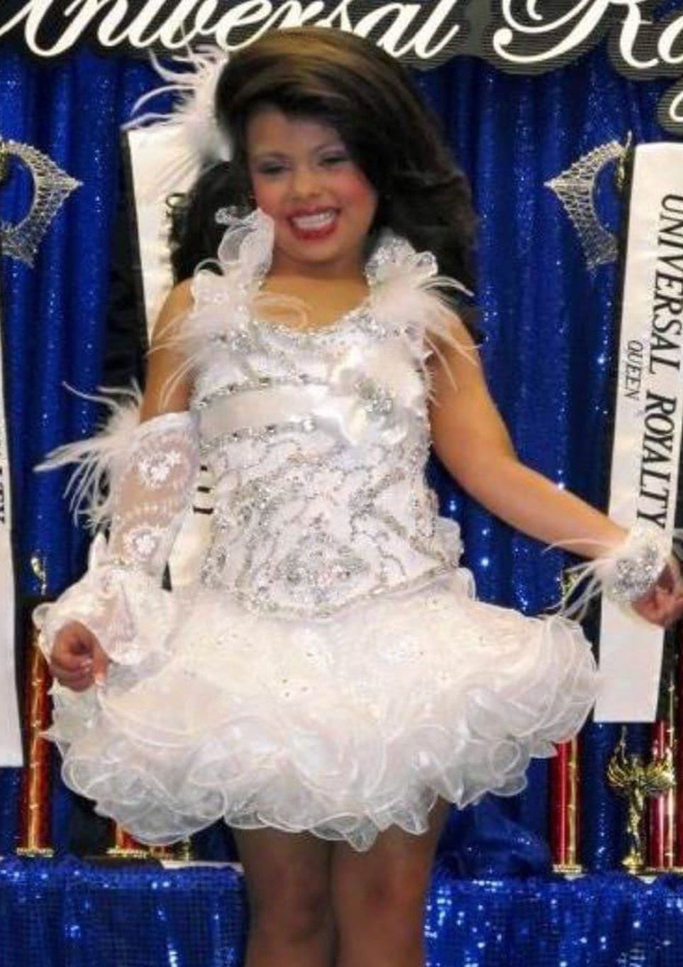 hoa hau nhi gio ra sao anh 2