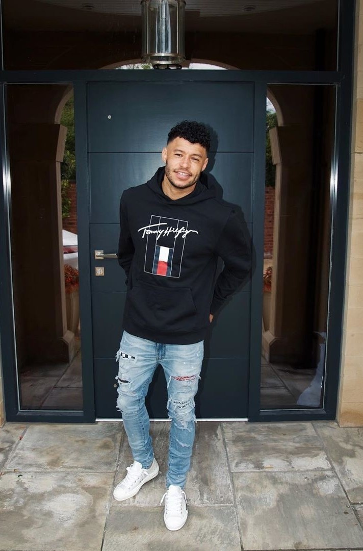 gu thoi trang cua Alex Oxlade-Chamberlain anh 7