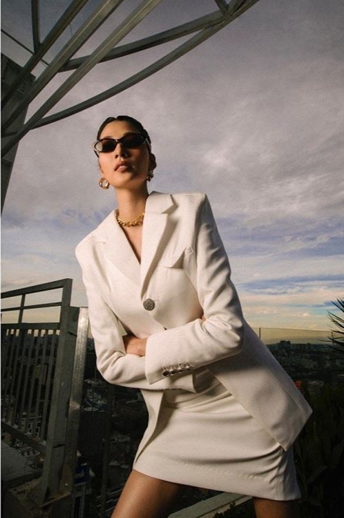 thoi trang sao tuan qua anh 6