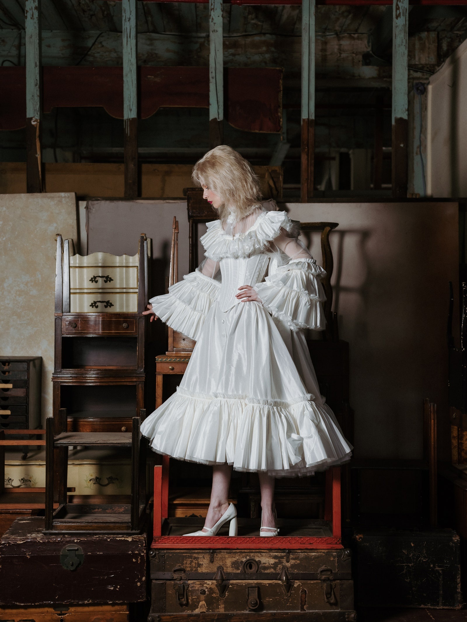 váy cưới kèm khẩu trang ảnh 7 vay cuoi kem khau trang anh 7