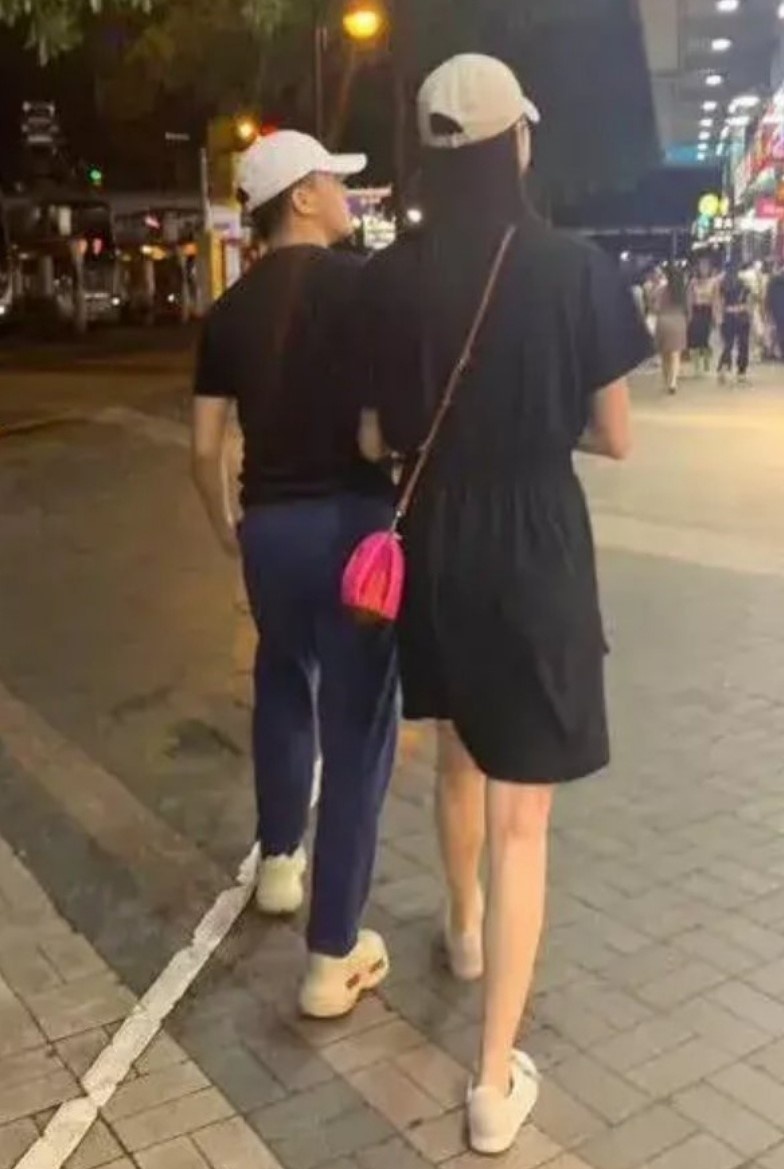 thời trang ở nhà của Hề Mộng Dao ảnh 4 thoi trang o nha cua He Mong Dao anh 4