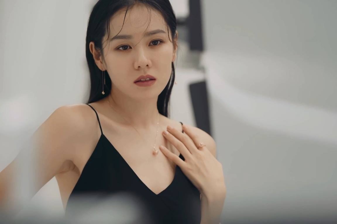6 san pham duong da nen co cua cac co gai truoc tuoi 30 hinh anh