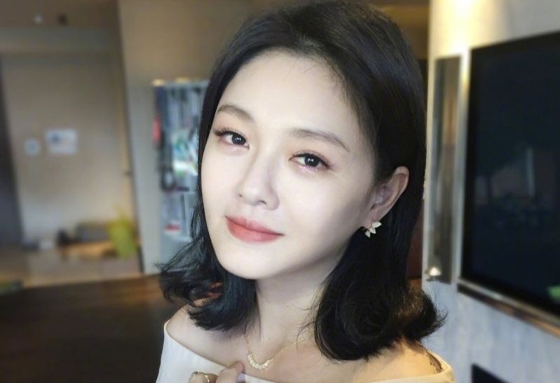 Tu Hy Vien uong thuoc chong dong mau de lam trang da hinh anh