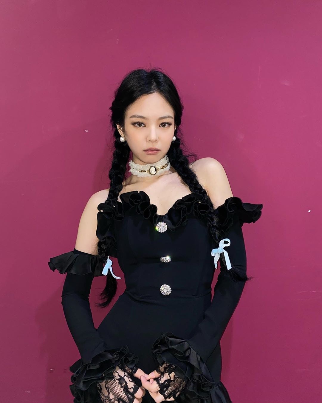 trương vũ kỳ mặc váy giống jennie ảnh 2 truong vu ky mac vay giong jennie anh 2