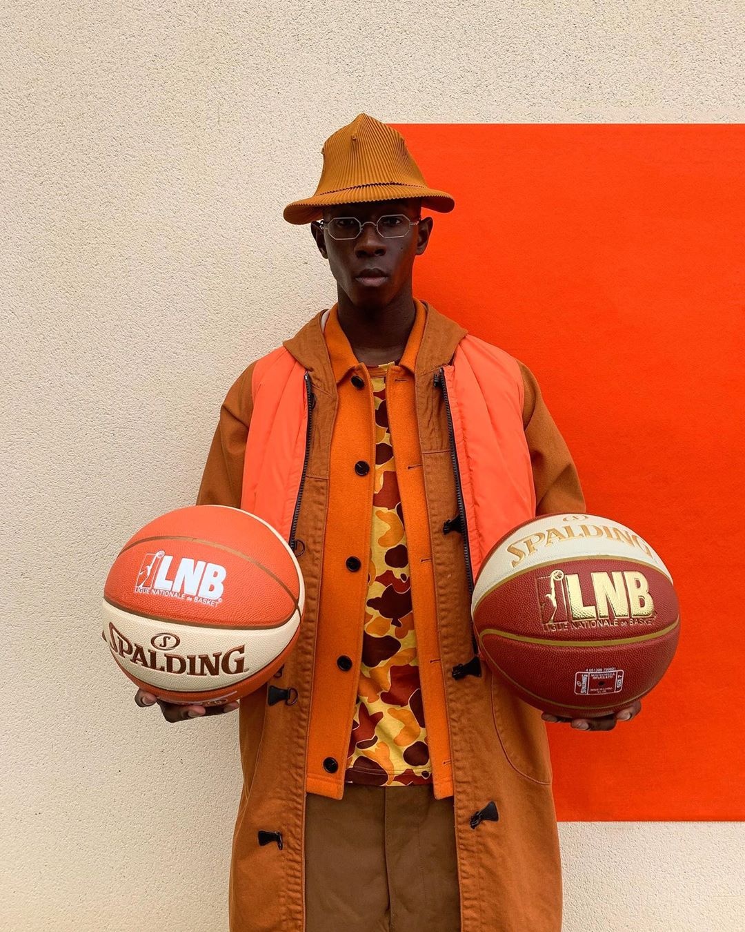 chàng trai nổi tiếng nhờ phối đồ hợp tông ảnh 10 chang trai noi tieng nho phoi do hop tong anh 10