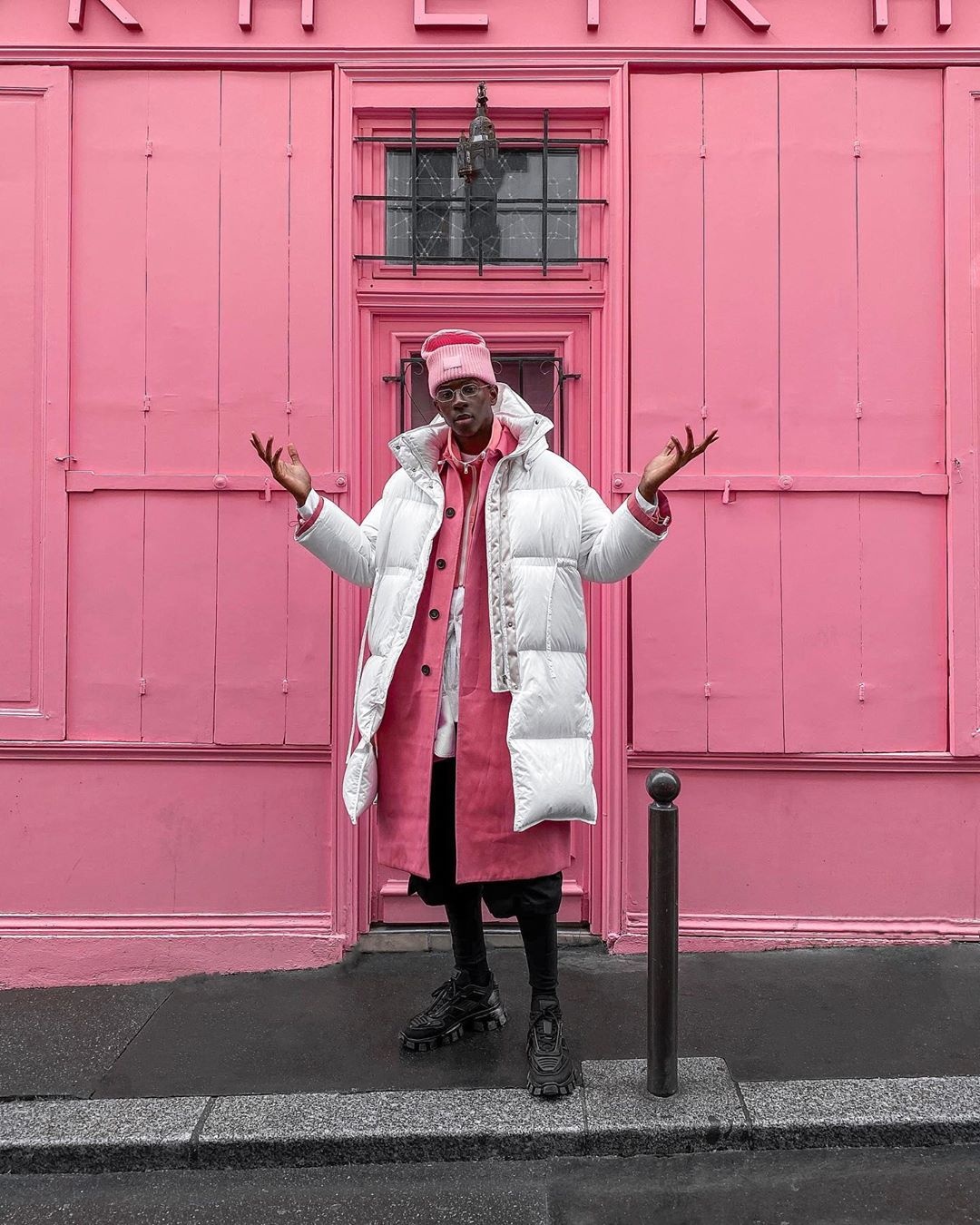 chàng trai nổi tiếng nhờ phối đồ hợp tông ảnh 14 chang trai noi tieng nho phoi do hop tong anh 14