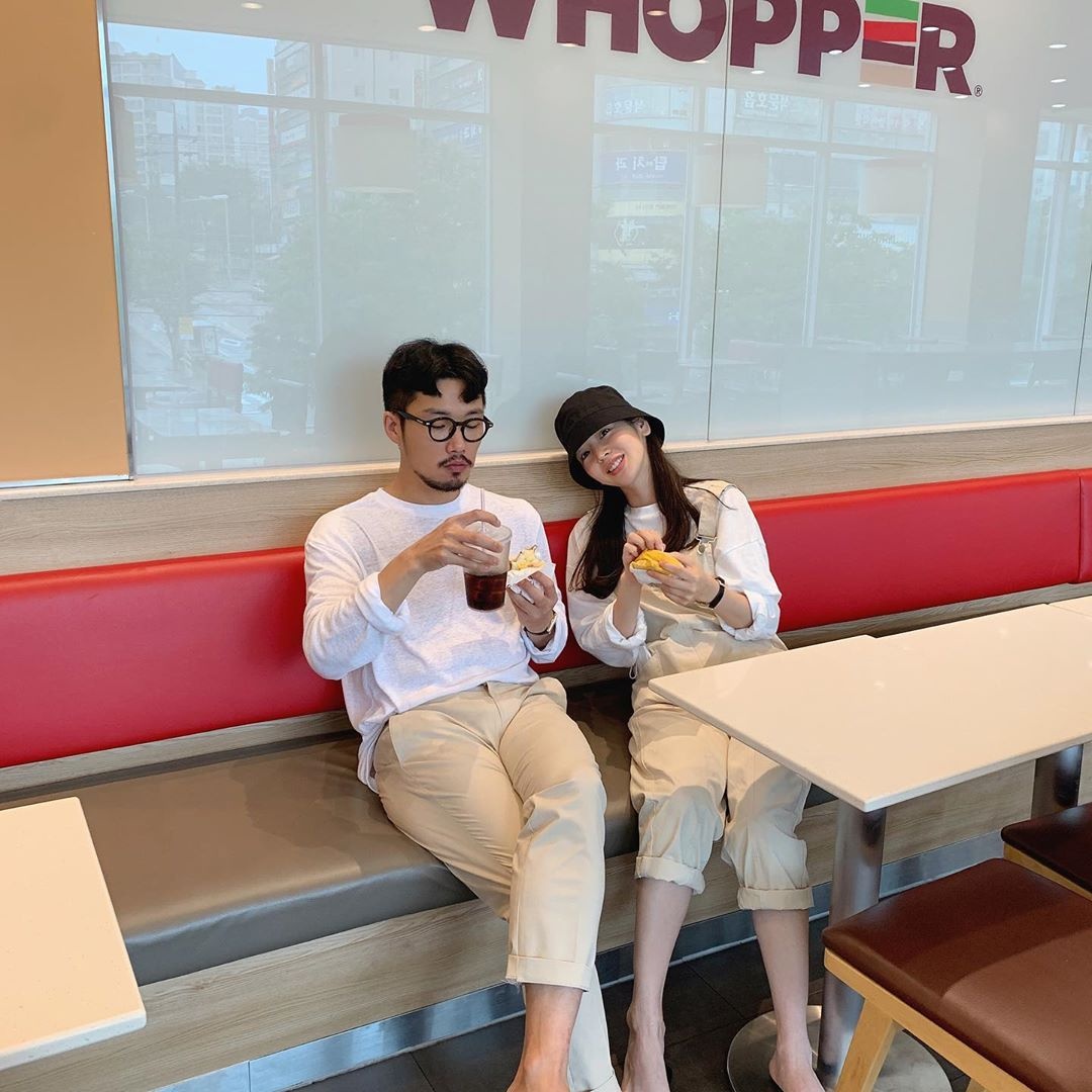 vo chong mac do doi anh 8