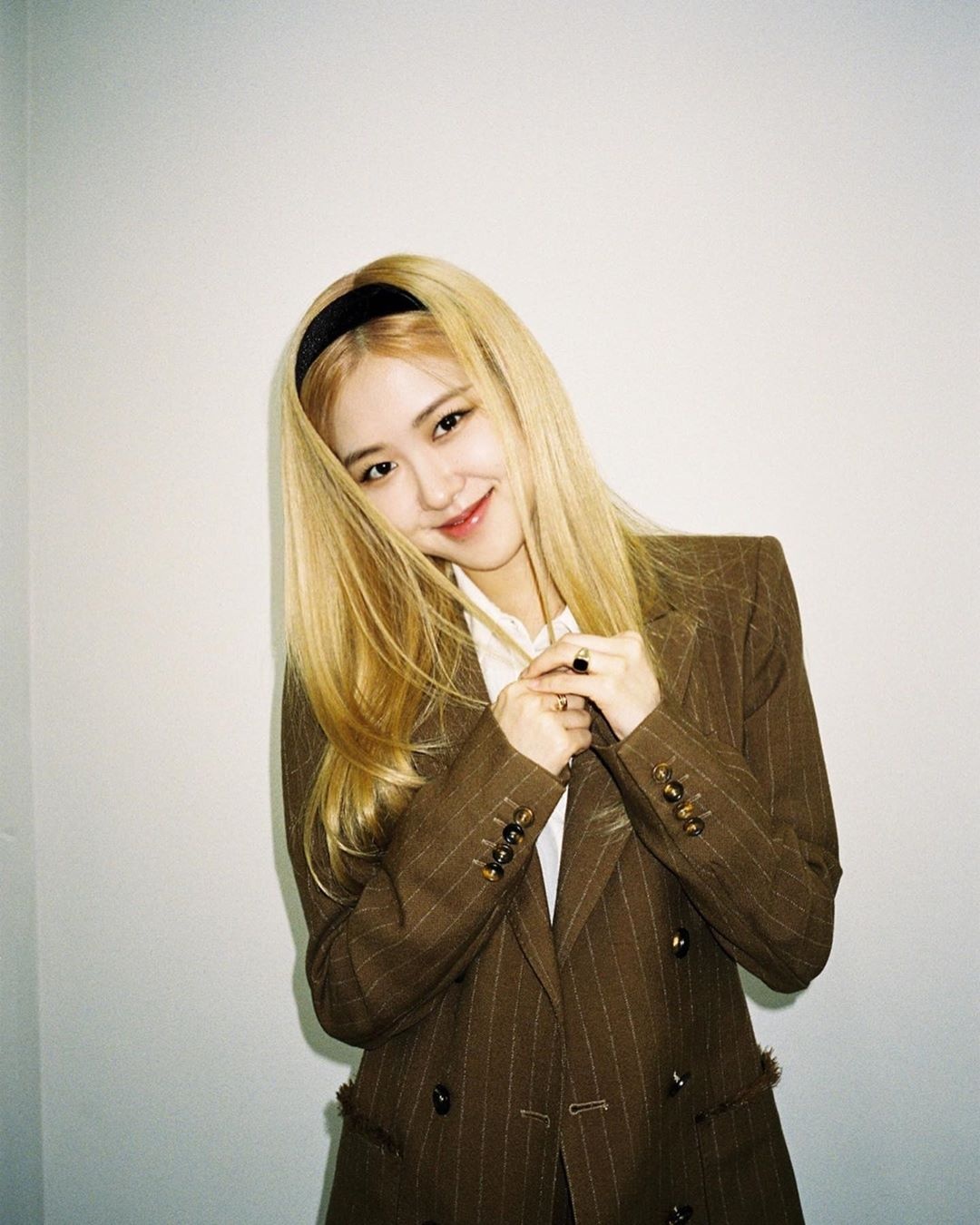 công thức phối trang phục với phụ kiện tóc ảnh 12 cong thuc phoi trang phuc voi phu kien toc anh 12