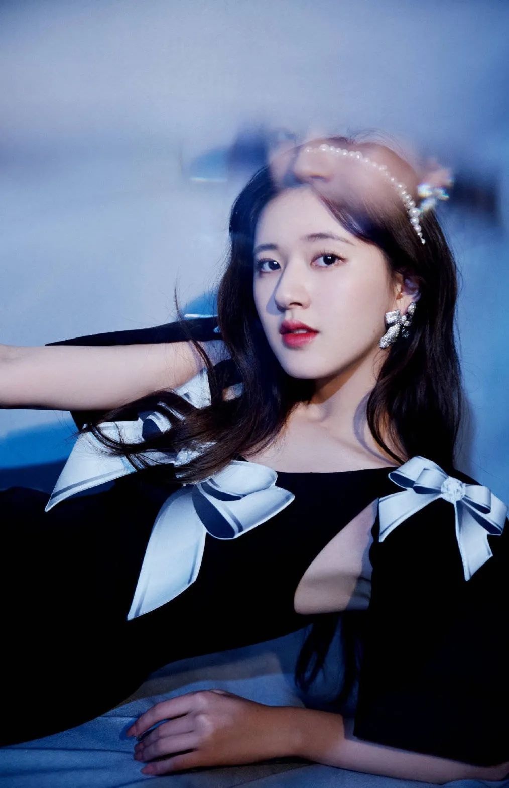 công thức phối trang phục với phụ kiện tóc ảnh 1 cong thuc phoi trang phuc voi phu kien toc anh 1