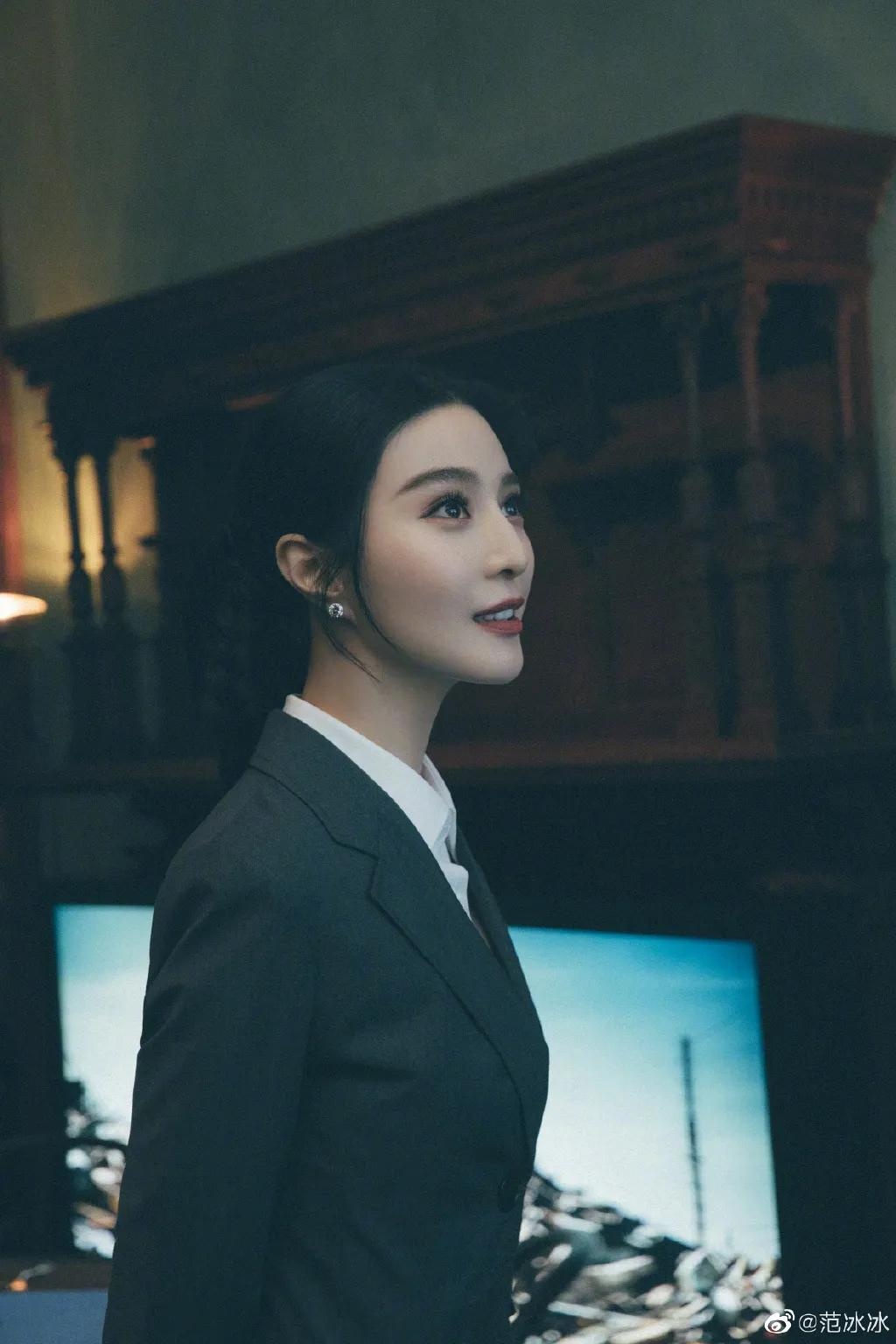 phạm băng băng mặc áo 7 màu ảnh 11 pham bang bang mac ao 7 mau anh 11