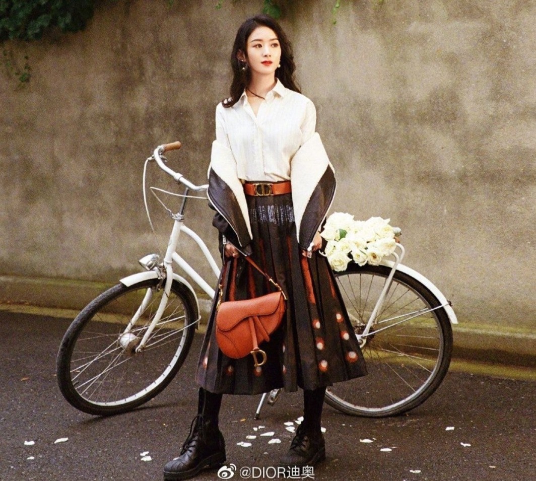 trieu le dinh dien do Dior anh 2