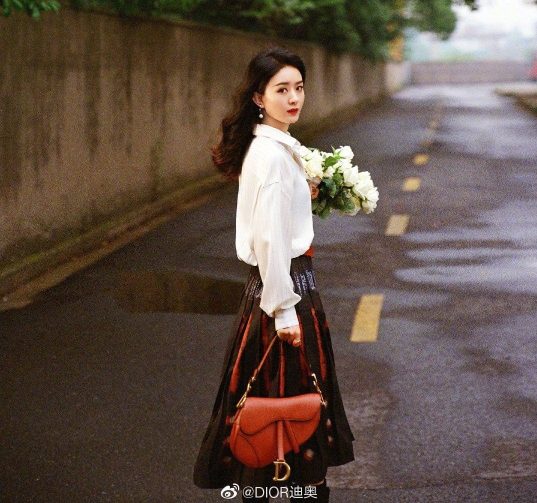 trieu le dinh dien do Dior anh 5