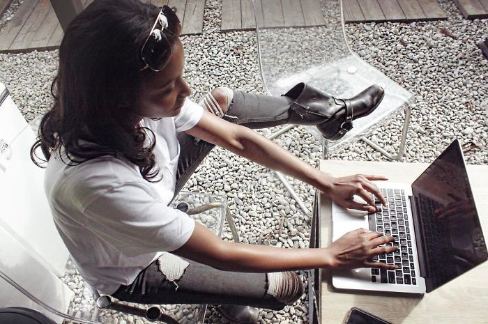 nguoi mau kiem lap trinh vien noi tieng anh 1