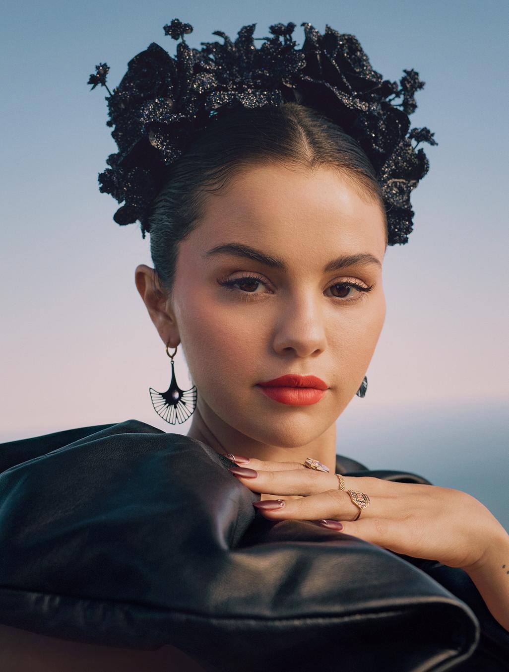 selena lên tạp chí  ảnh 2 selena len tap chi anh 2