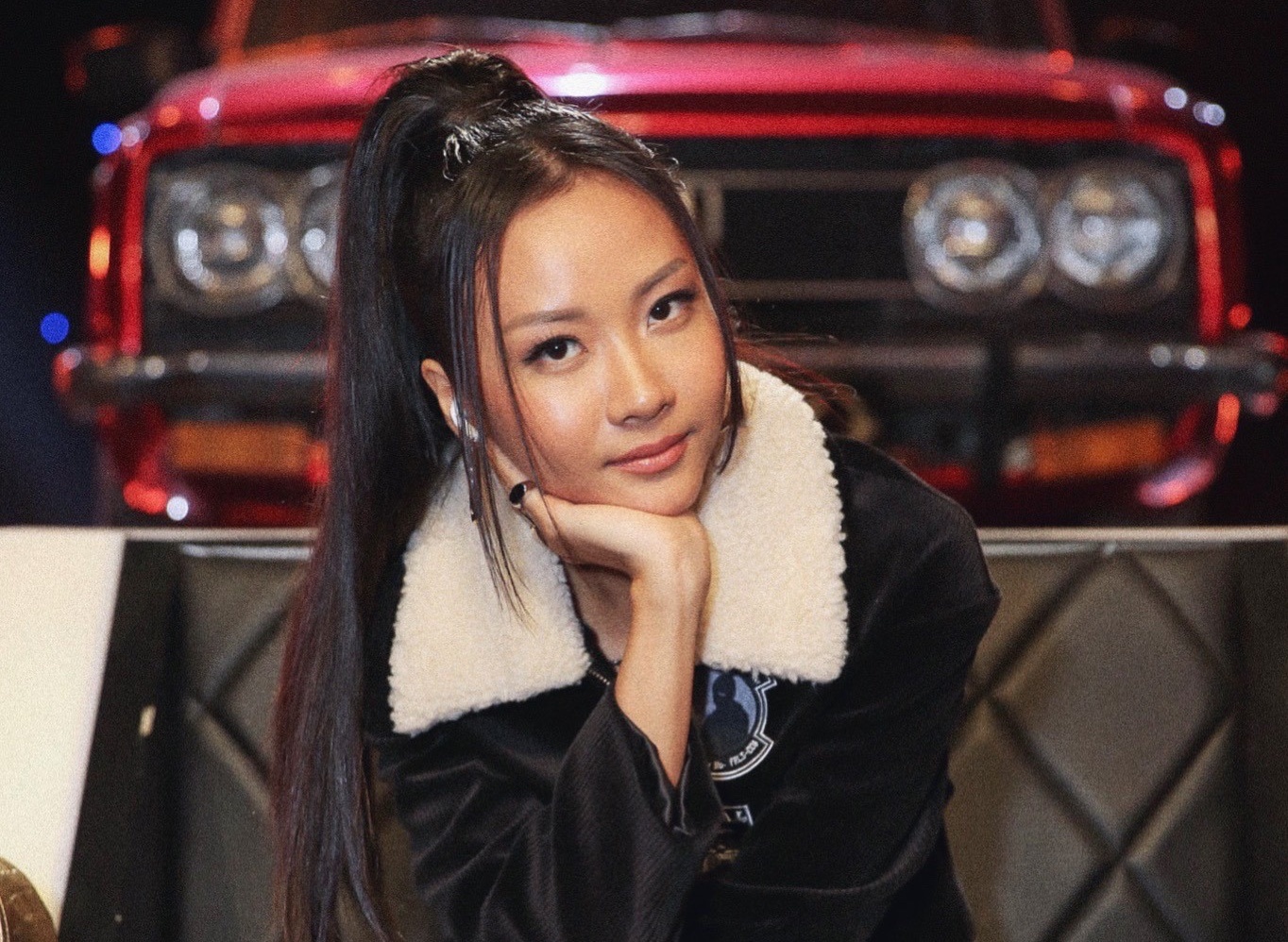 4 huan luyen vien Rap Viet duoc chuan bi trang phuc the nao? hinh anh