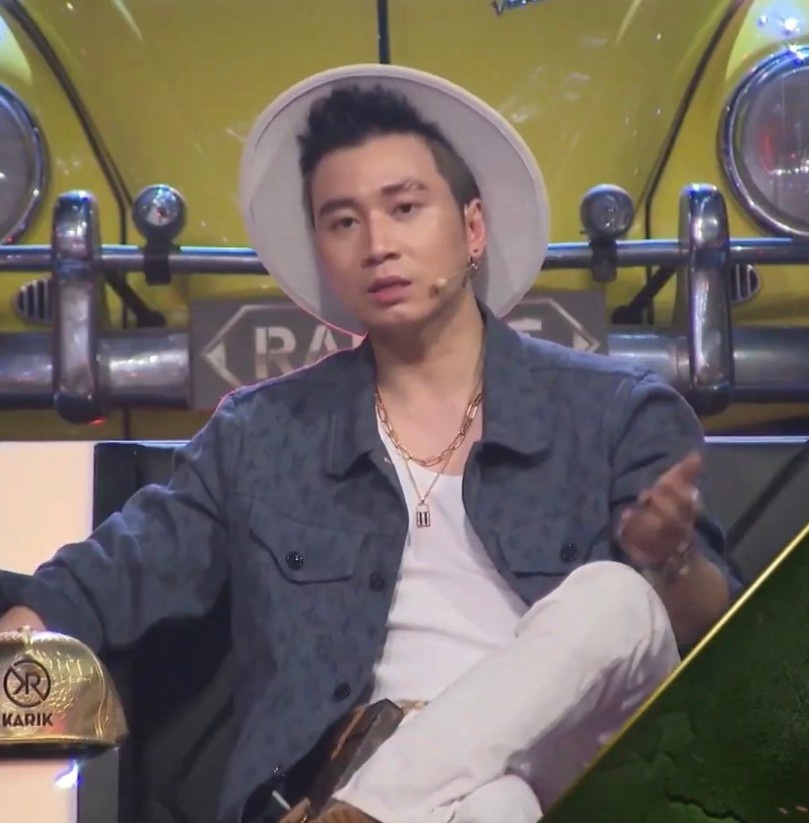 huấn luyện viên rap việt thay 4 bộ đồ ảnh 6 huan luyen vien rap viet thay 4 bo do anh 6
