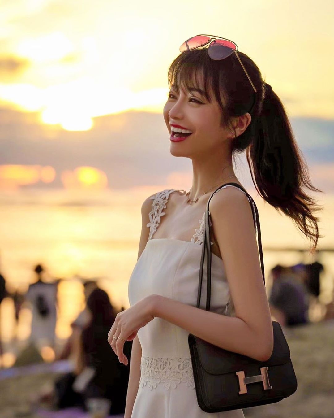 Emiri Aizawa sưu tầm nhiều đồ hiệu ảnh 6 Emiri Aizawa suu tam nhieu do hieu anh 6