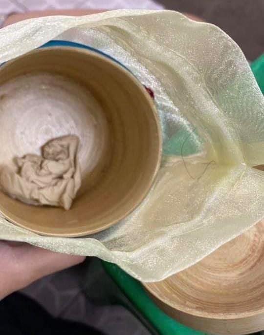 bi duoi kheo khi mua hang online anh 3