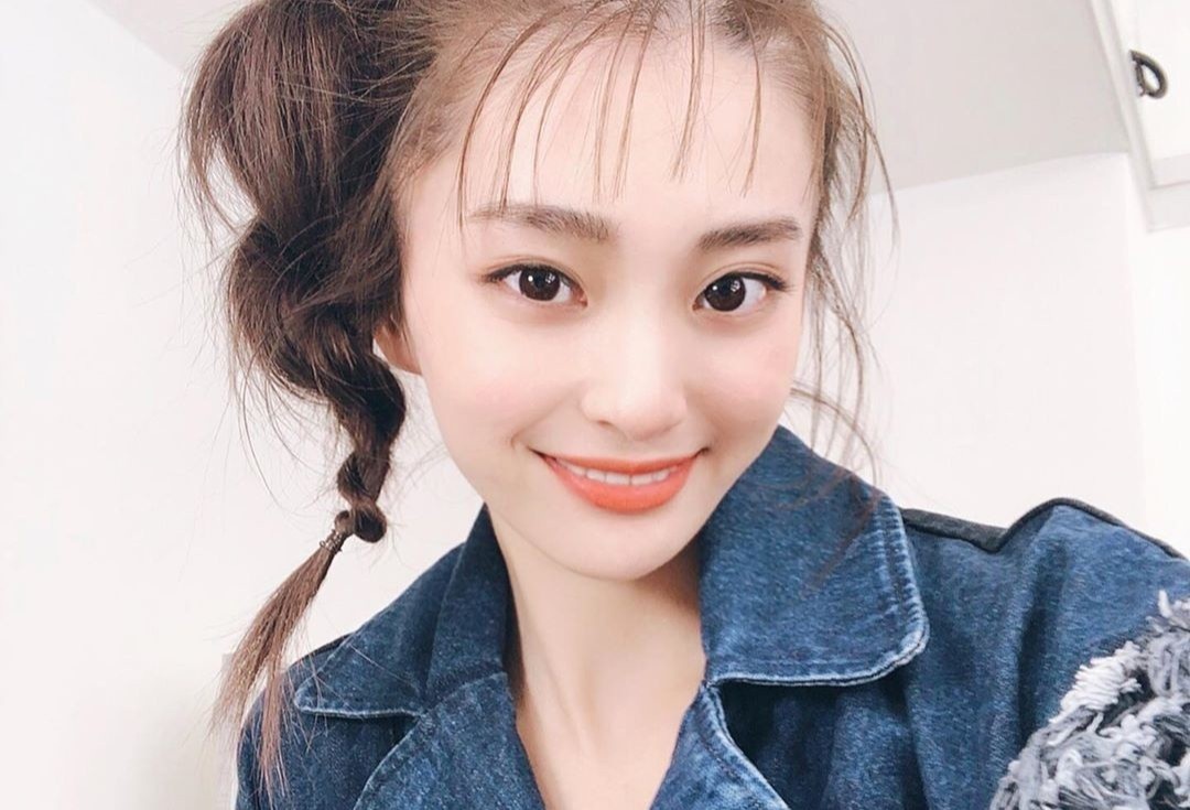 Phong cach doi thuong cua tan Hoa hau The gioi Nhat Ban hinh anh