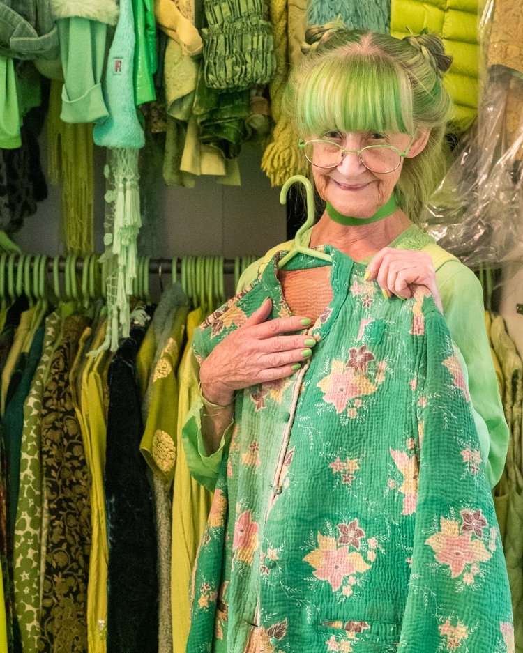 nguoi chi mac mot mau anh 19