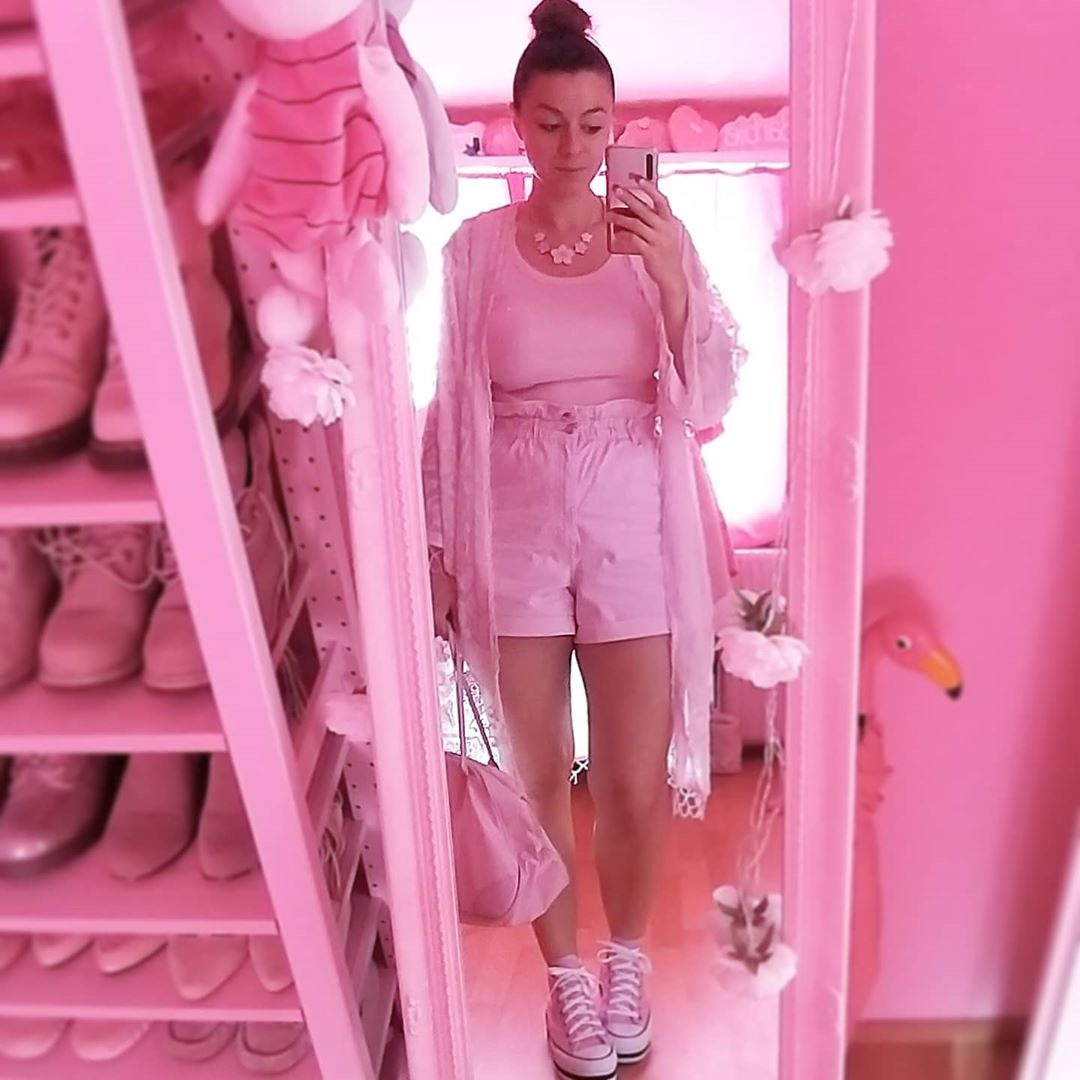 nguoi chi mac mot mau anh 29